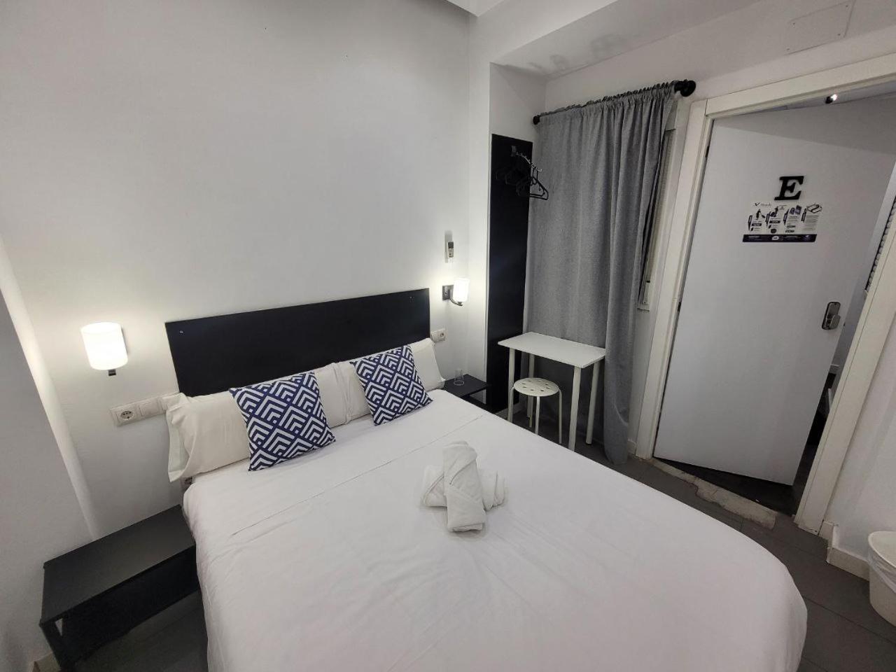 Ayz Frailes - Auto Check-in (adults Only) Pensjonat 3*
